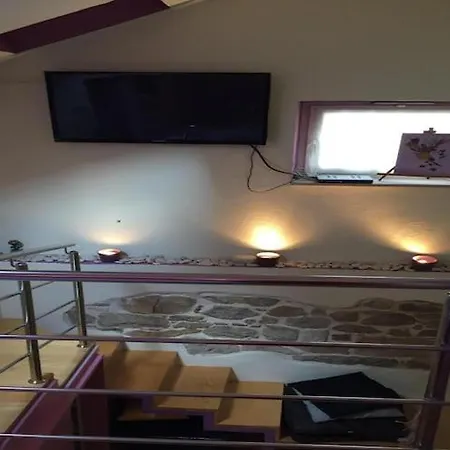 Elena St - Duplex Purple Split