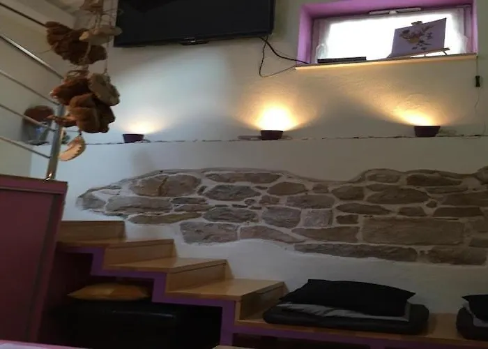 Apartment Elena St - Duplex Purple